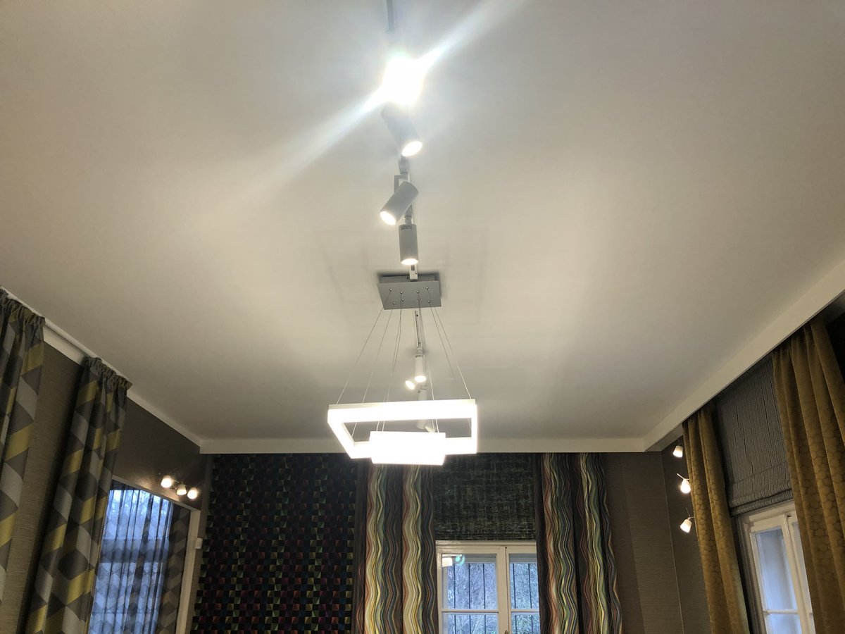 Sínes LED lámparendszer