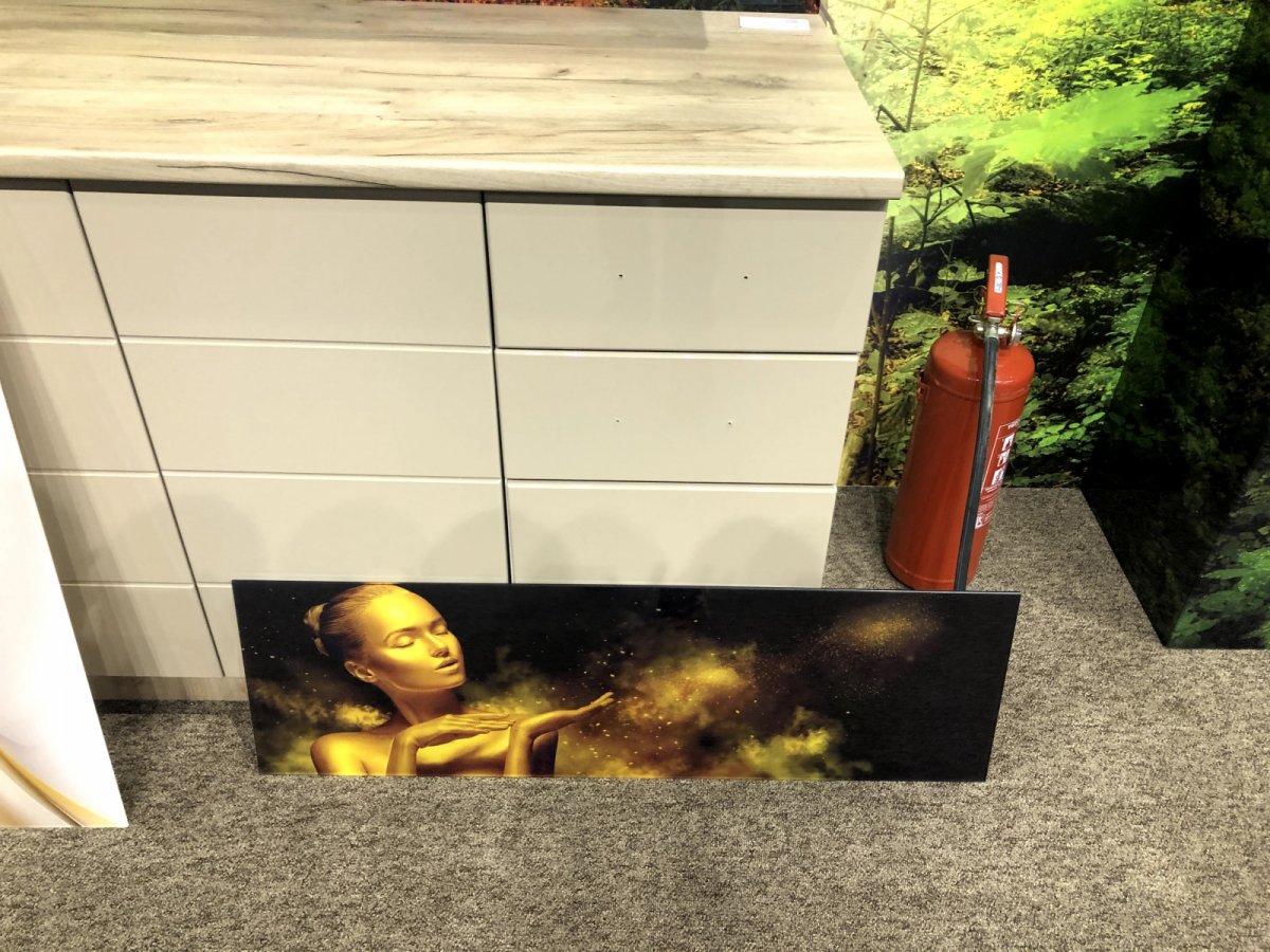 Tűzoltókészülék, mint kiállítási stand kiegészítője