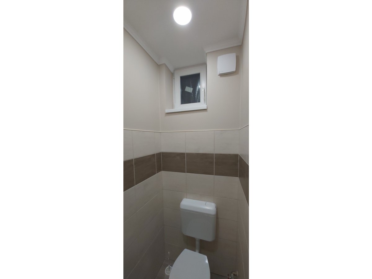Szagelszívó wc ventilátor 