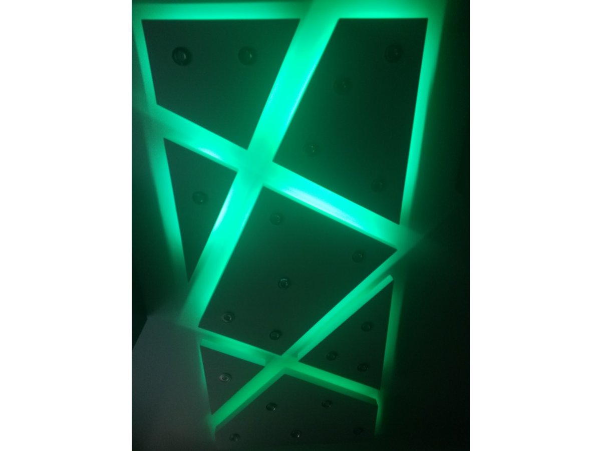 RGB+CW LED szalag zöld színben