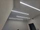 Vengédszoba LED mennyezeti világítással, design világító sáv gipszkartonba építve