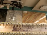 Soner konyhai hátfal minták balról jobbra: fekete 3D, szürke leveles, bézs márvány