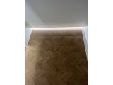 Csempefal megvilágítása fehér LED szalaggal